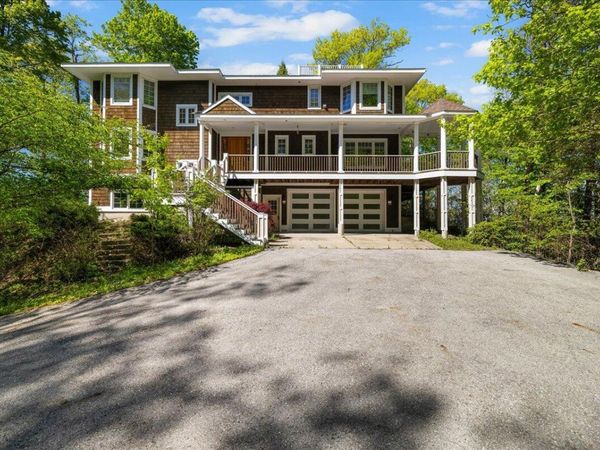 4679 Forest Ridge Drive, Holland, MI 49423