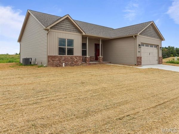 922 Seneca Drive, Waterloo, IL 62298