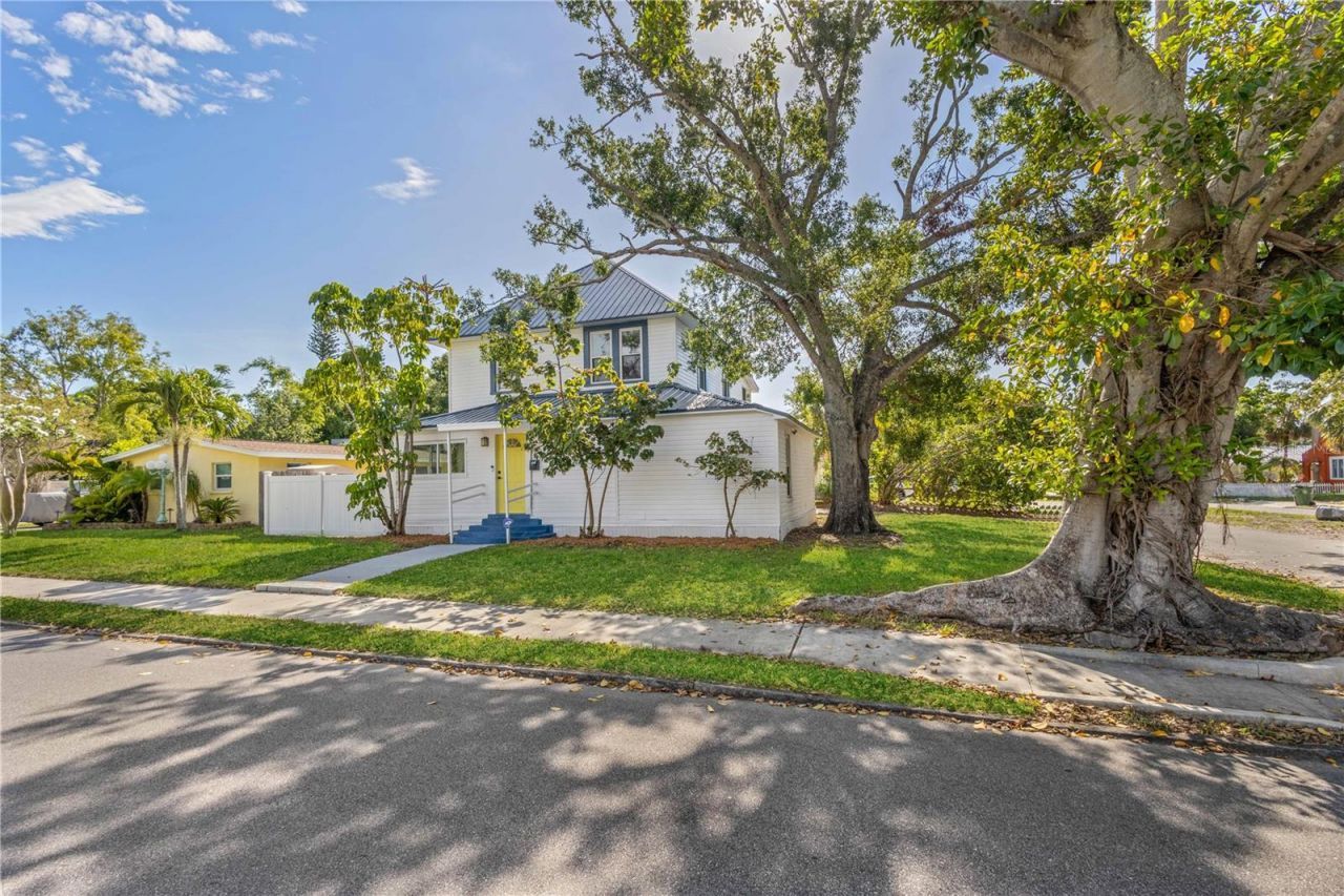 719 22nd Street W, Bradenton, FL 34205 Photo