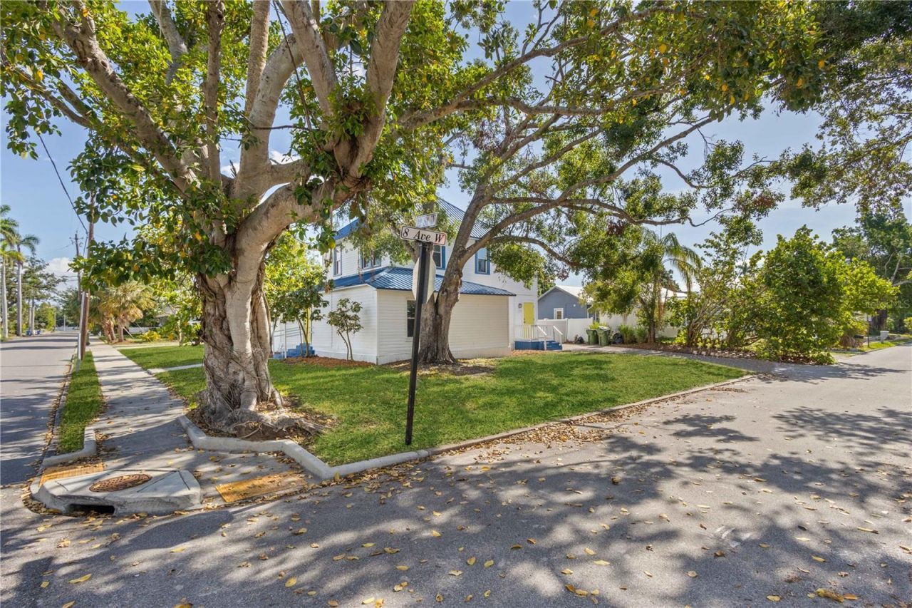 719 22nd Street W, Bradenton, FL 34205 Photo