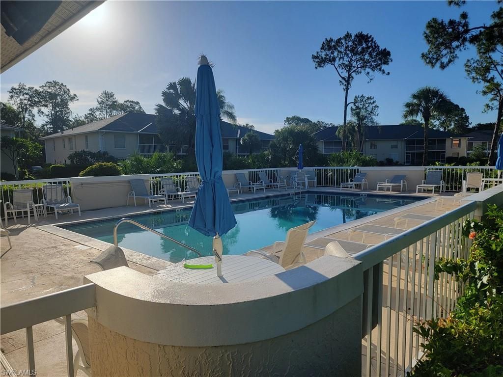 709 Landover Cir, Unit 203, Naples, FL 34104 Photo