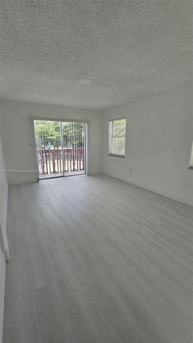 1000 W 28 St, Unit 17, Hialeah, FL 33010 Photo