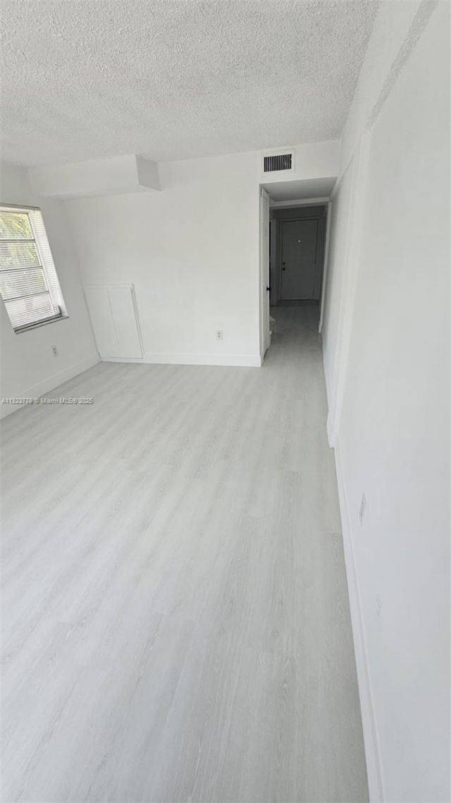 1000 W 28 St, Unit 17, Hialeah, FL 33010 Photo