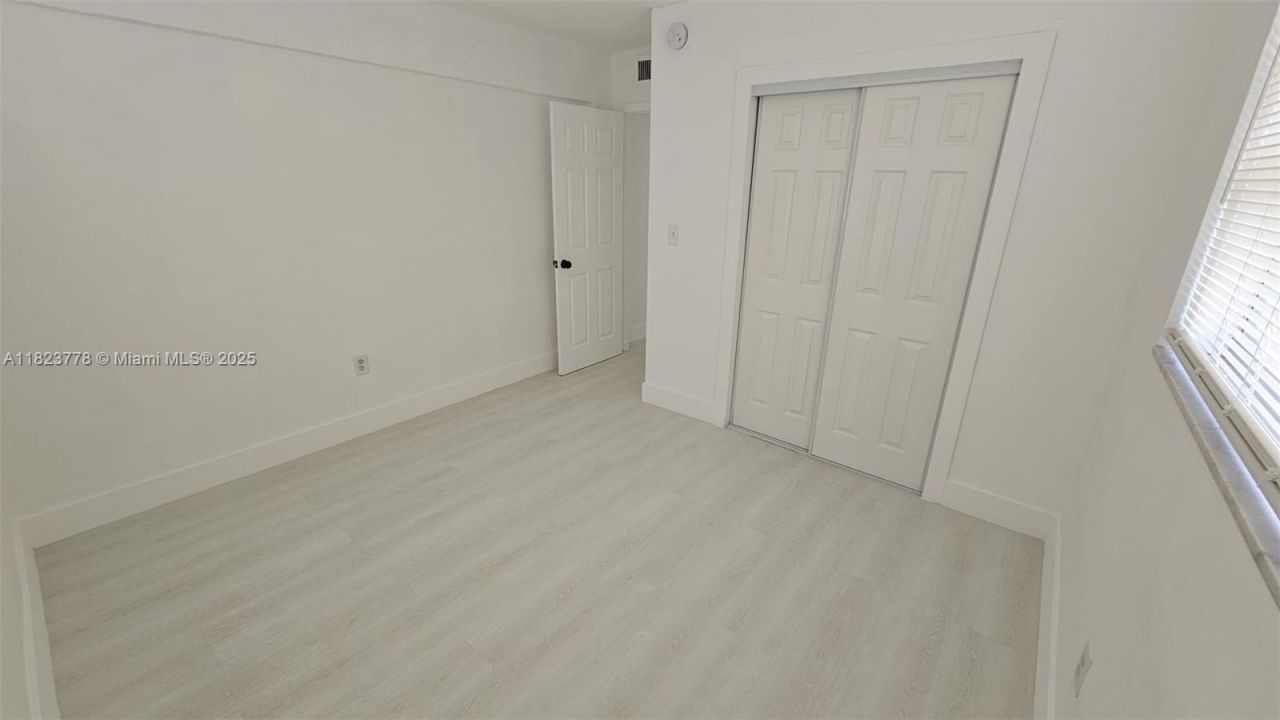1000 W 28 St, Unit 17, Hialeah, FL 33010 Photo