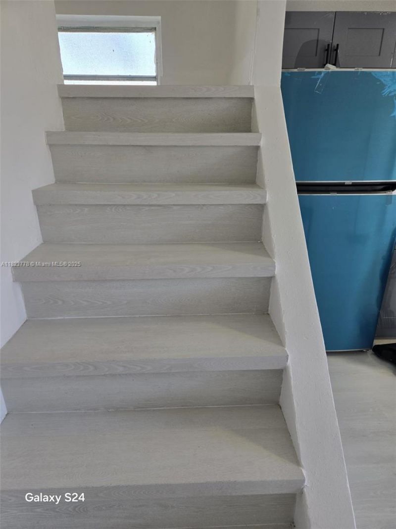 1000 W 28 St, Unit 17, Hialeah, FL 33010 Photo