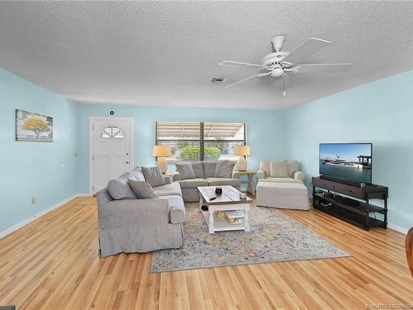 4556 SE Beckett Avenue, Stuart, FL 34997