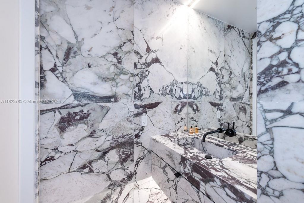 1300 Monad Ter, Unit 9D, Miami Beach, FL 33139 Photo