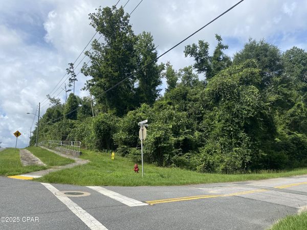 0000 Caverns Road, Unit 12, Marianna, FL 32446
