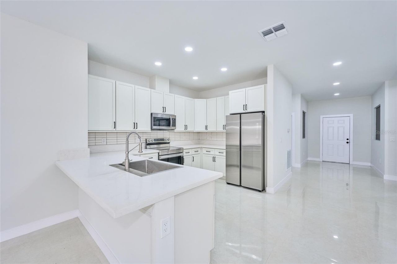 3431 Orchid Drive, Indian Lake Estates, FL 33855 Photo