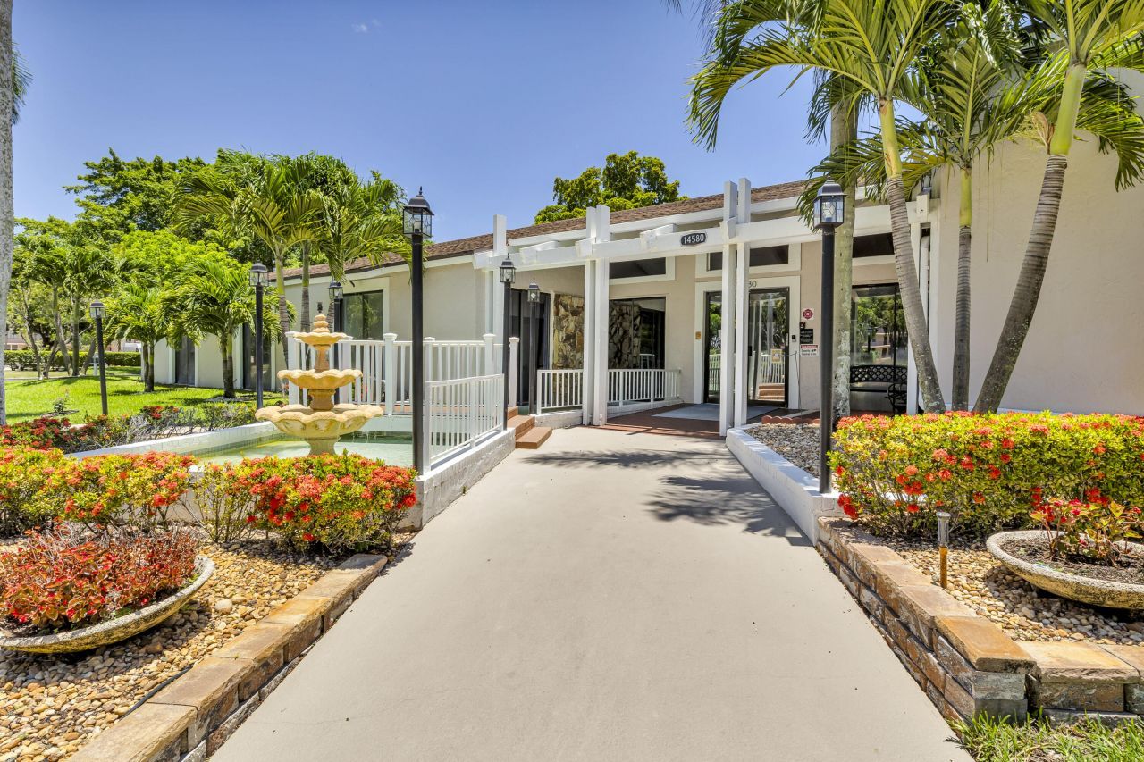 14623 Bonaire Boulevard, Unit 203, Delray Beach, FL 33446 Photo