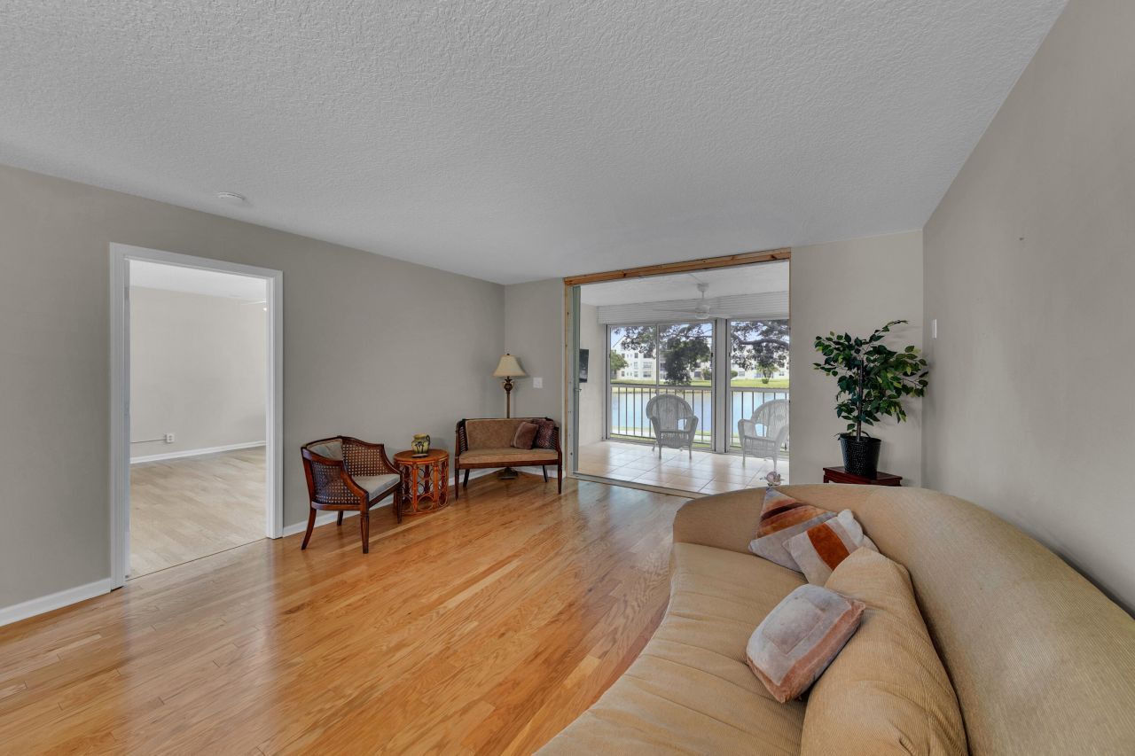 14623 Bonaire Boulevard, Unit 203, Delray Beach, FL 33446 Photo