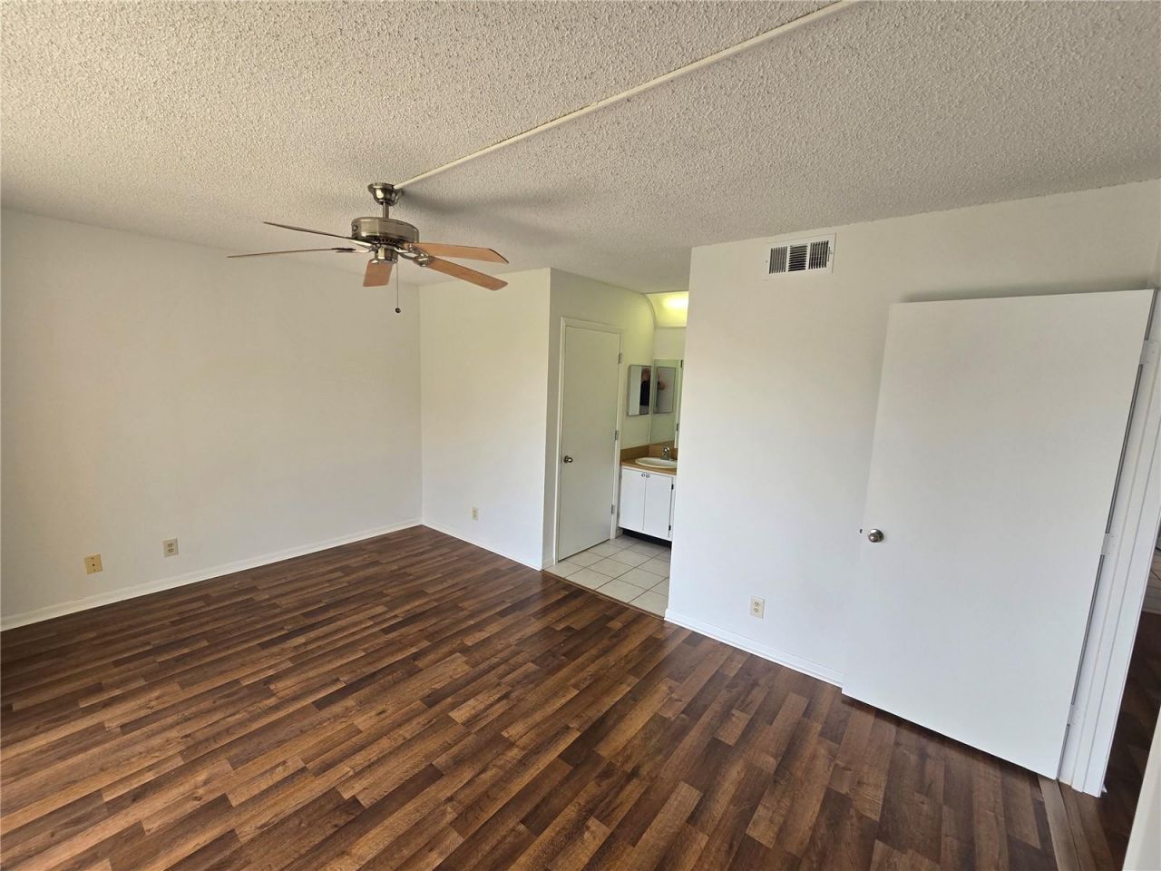 6890 Royal Palm Boulevard, Unit 211H, Margate, FL 33063 Photo