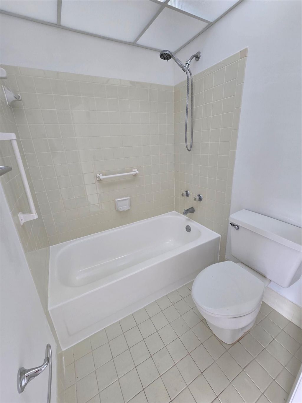 6890 Royal Palm Boulevard, Unit 211H, Margate, FL 33063 Photo