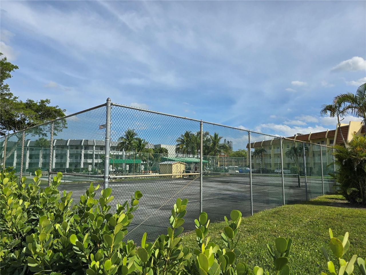 6890 Royal Palm Boulevard, Unit 211H, Margate, FL 33063 Photo