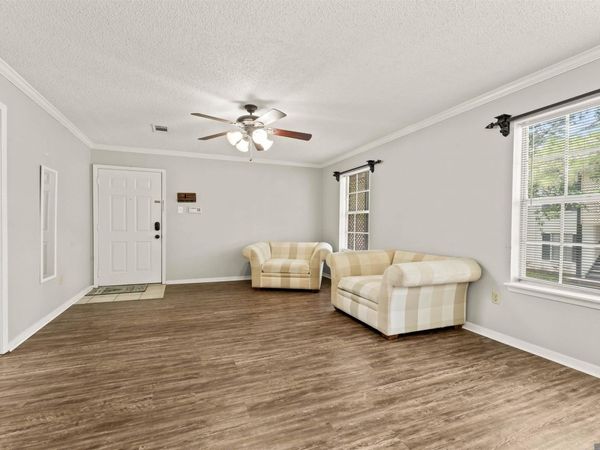 9851 Jefferson Hwy, Unit #H28, Baton Rouge, LA 70809