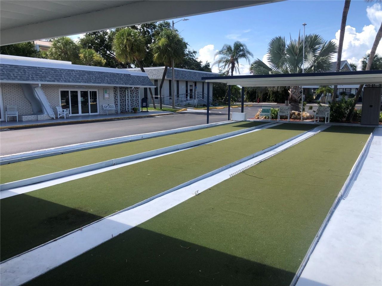 4851 W Gandy Boulevard, Unit B2L10, Tampa, FL 33611 Photo