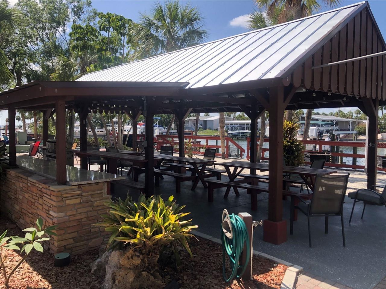 4851 W Gandy Boulevard, Unit B2L10, Tampa, FL 33611 Photo