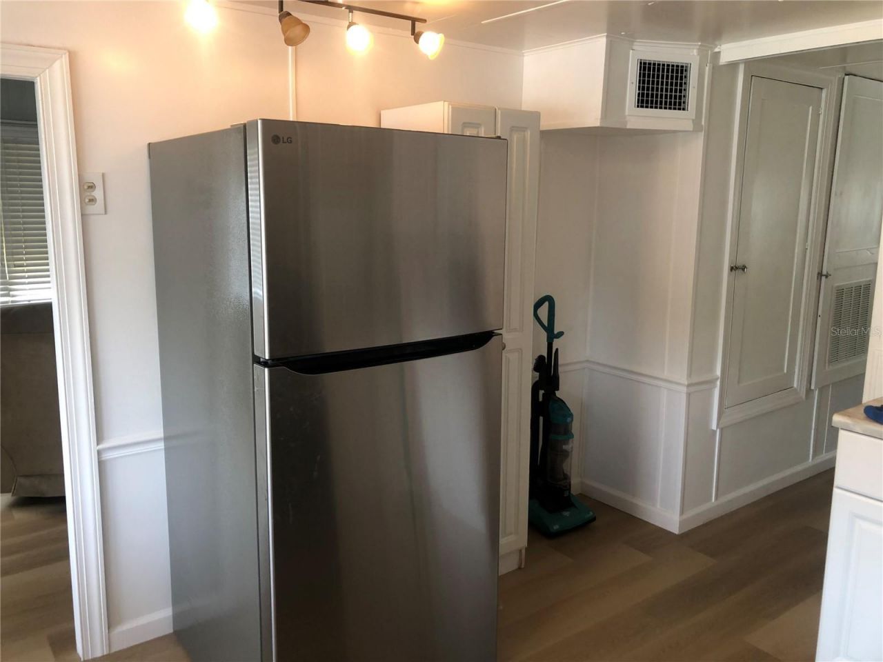 4851 W Gandy Boulevard, Unit B2L10, Tampa, FL 33611 Photo