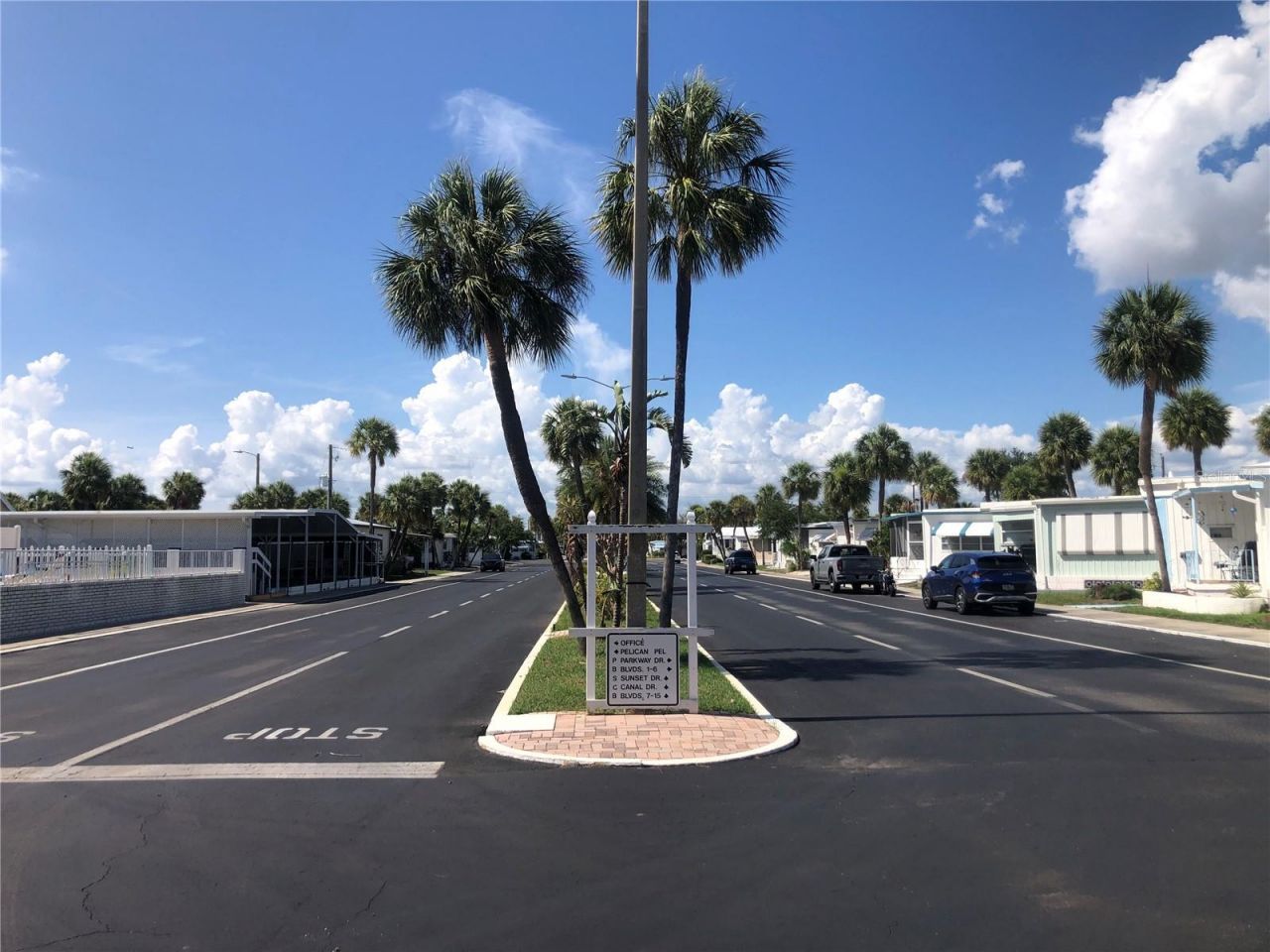 4851 W Gandy Boulevard, Unit B2L10, Tampa, FL 33611 Photo