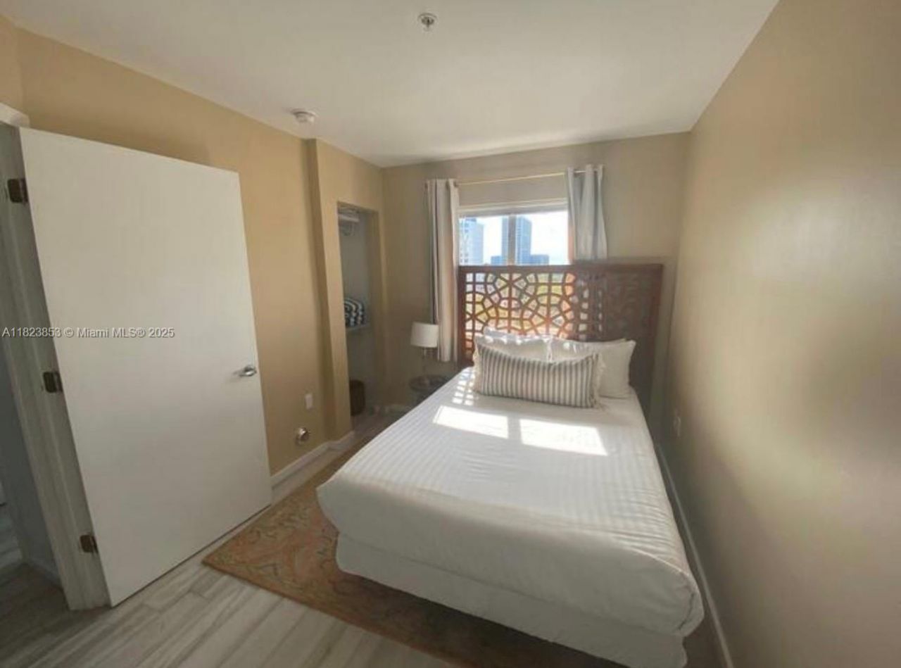 481 NE 29th St, Unit 706, Miami, FL 33137 Photo