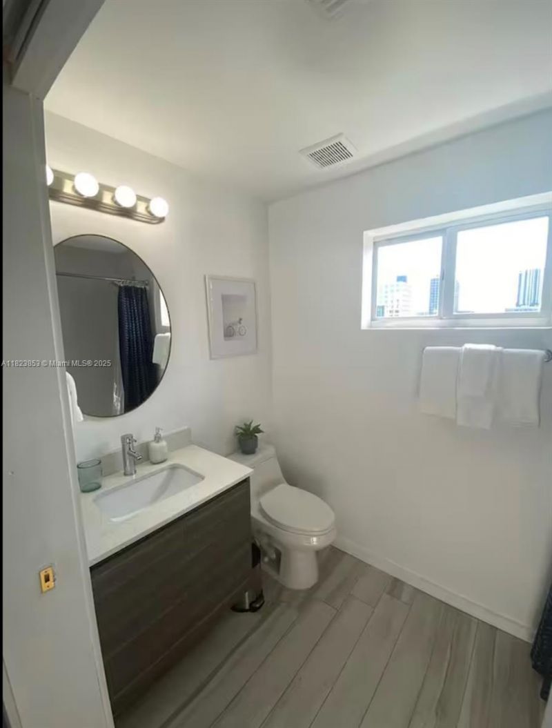 481 NE 29th St, Unit 706, Miami, FL 33137 Photo