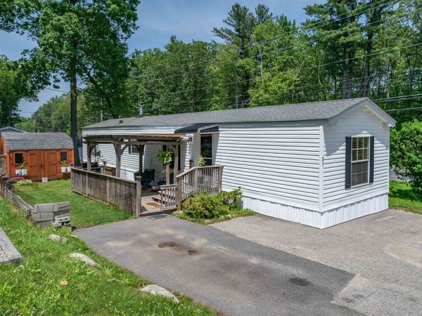 139 Rockingham Road, Unit 21, Derry, NH 03038