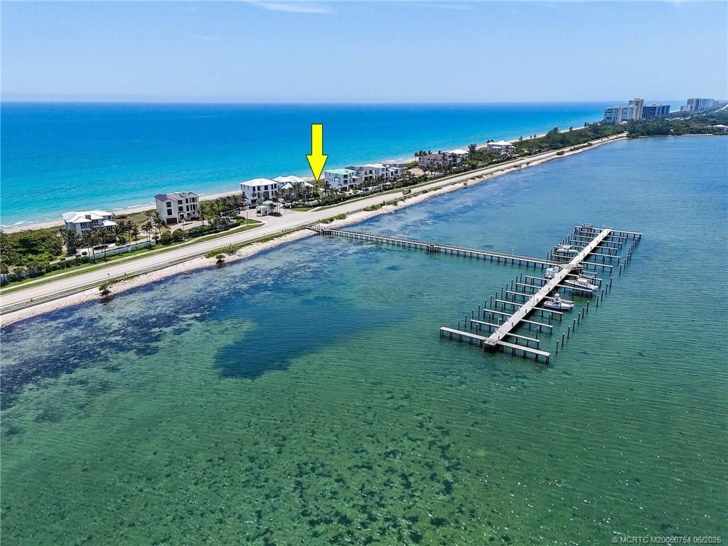 8128 S Ocean Drive, Jensen Beach, FL 34957 Photo