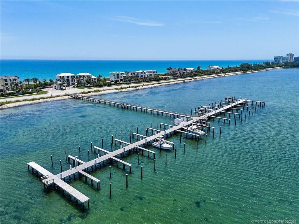 8128 S Ocean Drive, Jensen Beach, FL 34957 Photo