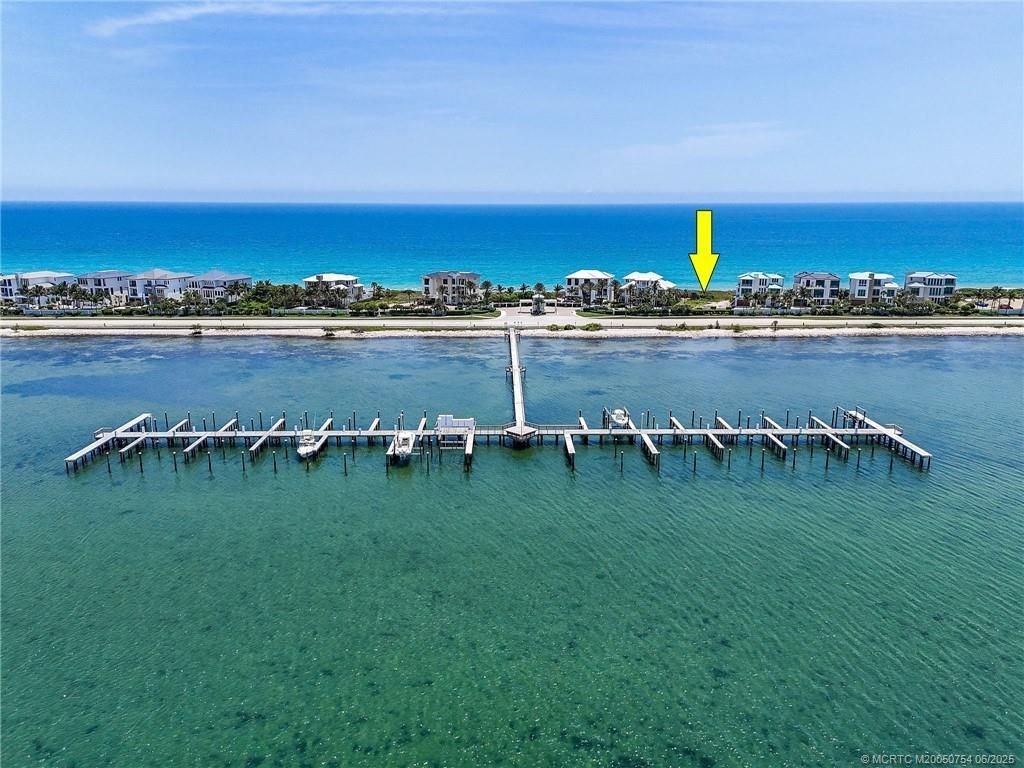 8128 S Ocean Drive, Jensen Beach, FL 34957 Photo