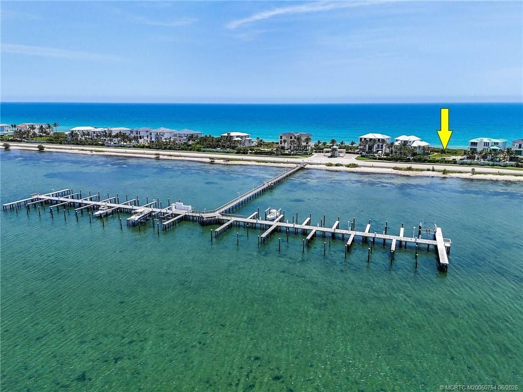8128 S Ocean Drive, Jensen Beach, FL 34957 Photo