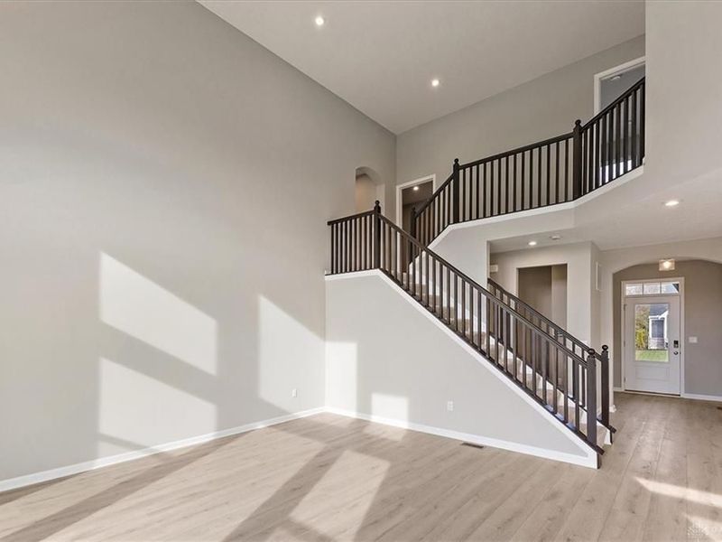 2587 Golden Leaf Drive, Beavercreek, OH 45431 Photo 11