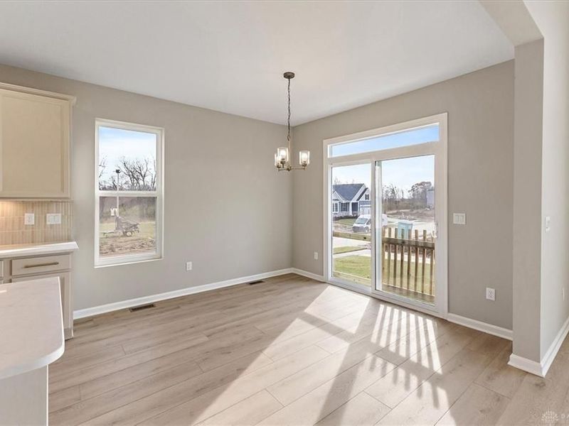 2587 Golden Leaf Drive, Beavercreek, OH 45431 Photo 16