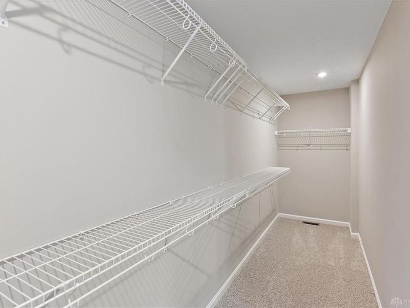 2587 Golden Leaf Drive, Beavercreek, OH 45431 Photo 23