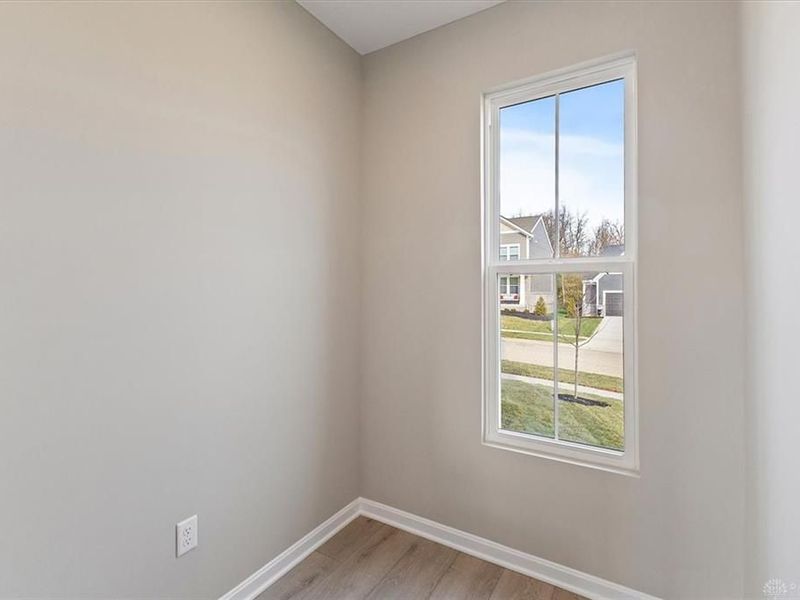 2587 Golden Leaf Drive, Beavercreek, OH 45431 Photo 6