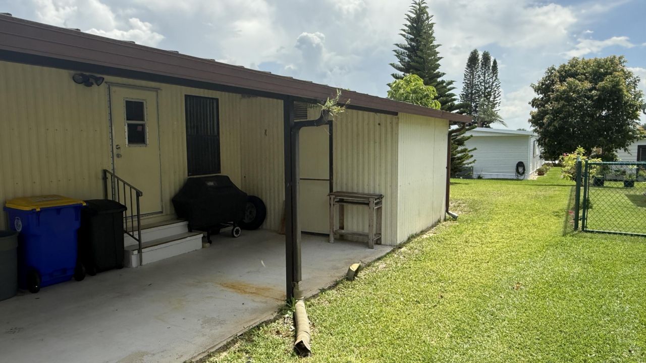 7818 SE Continental Drive, Hobe Sound, FL 33455 Photo