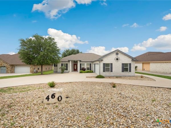 460 Shayla Lane, Canyon Lake, TX 78133