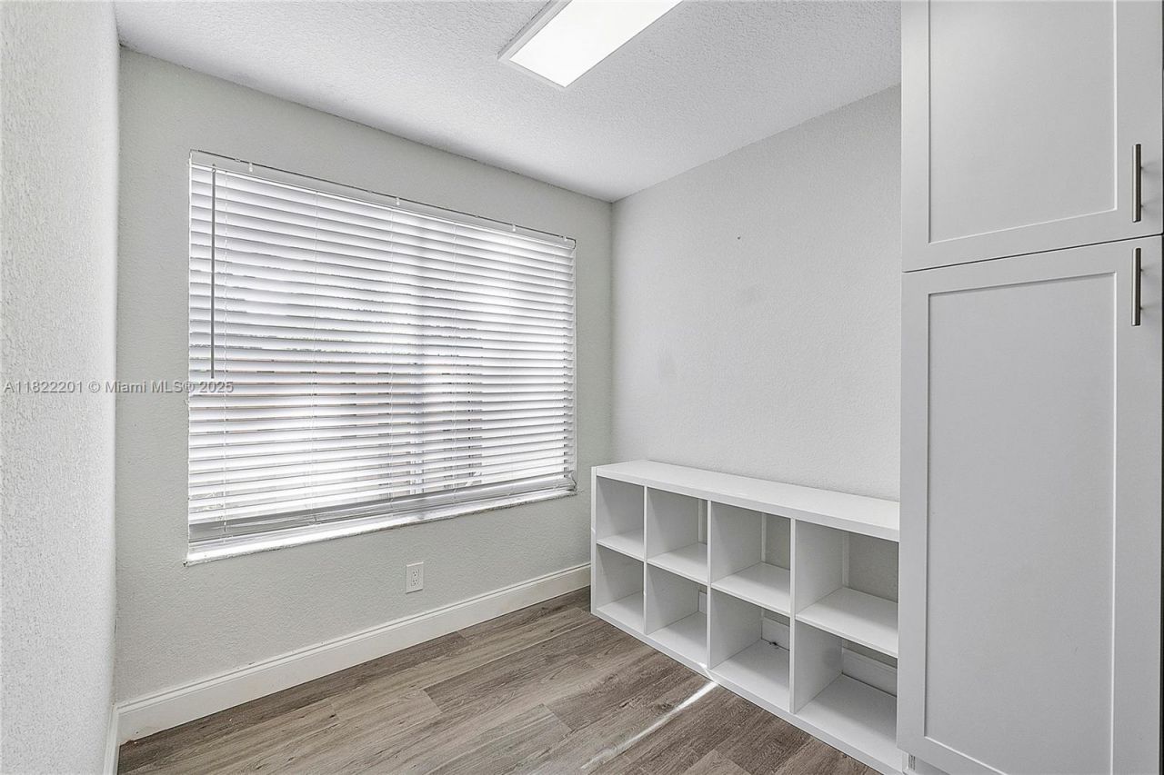 8239 NW 8th St, Unit 3, Plantation, FL 33324 Photo