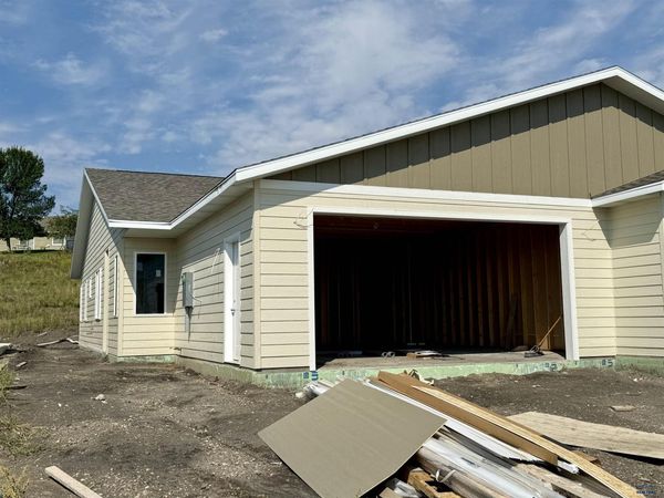 2605 HENNESSY DRIVE, Rapid City, SD 57701