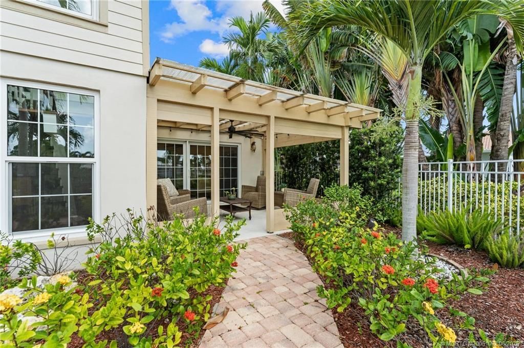 3192 SE Fairway West, Stuart, FL 34997 Photo