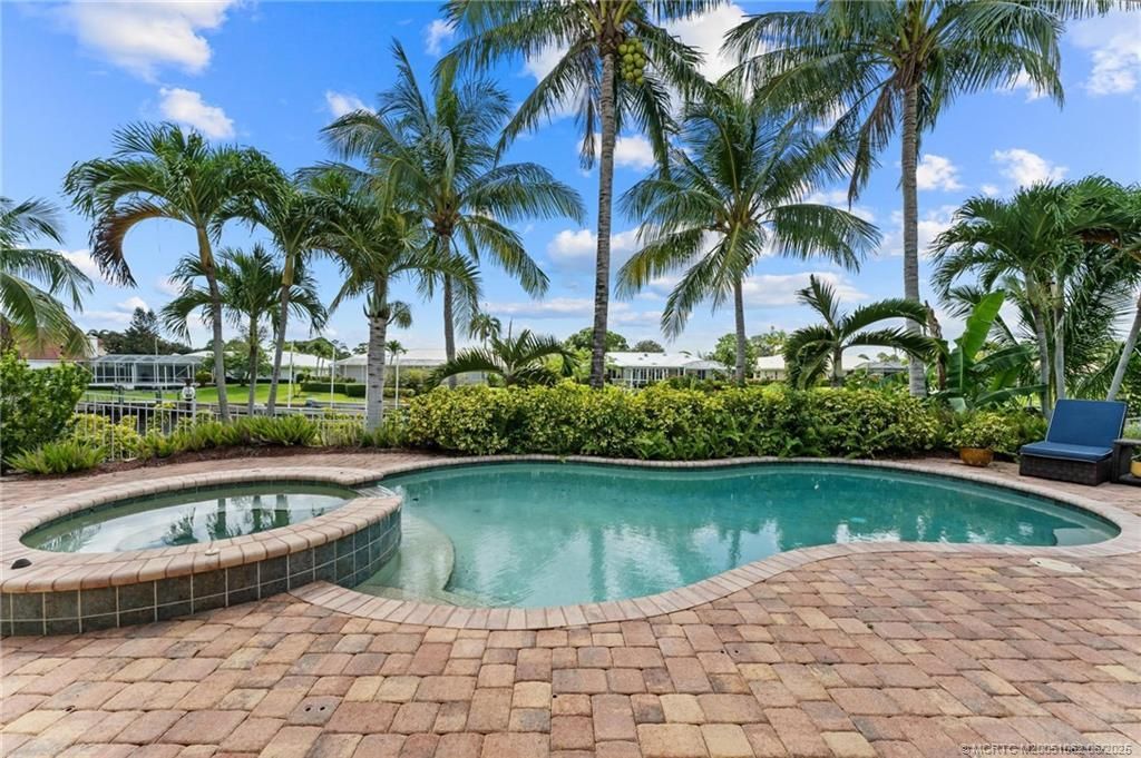 3192 SE Fairway West, Stuart, FL 34997 Photo