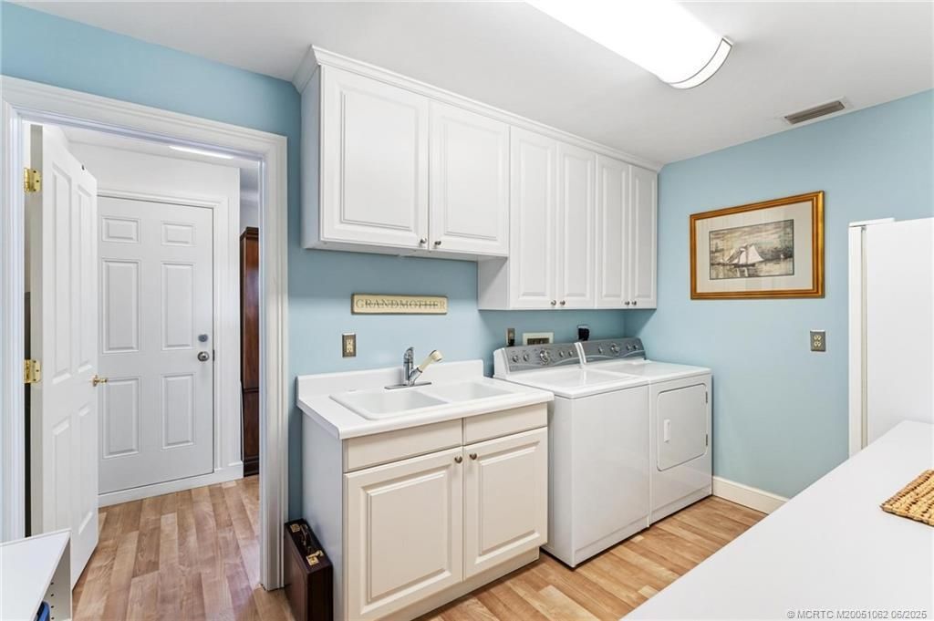 3192 SE Fairway West, Stuart, FL 34997 Photo