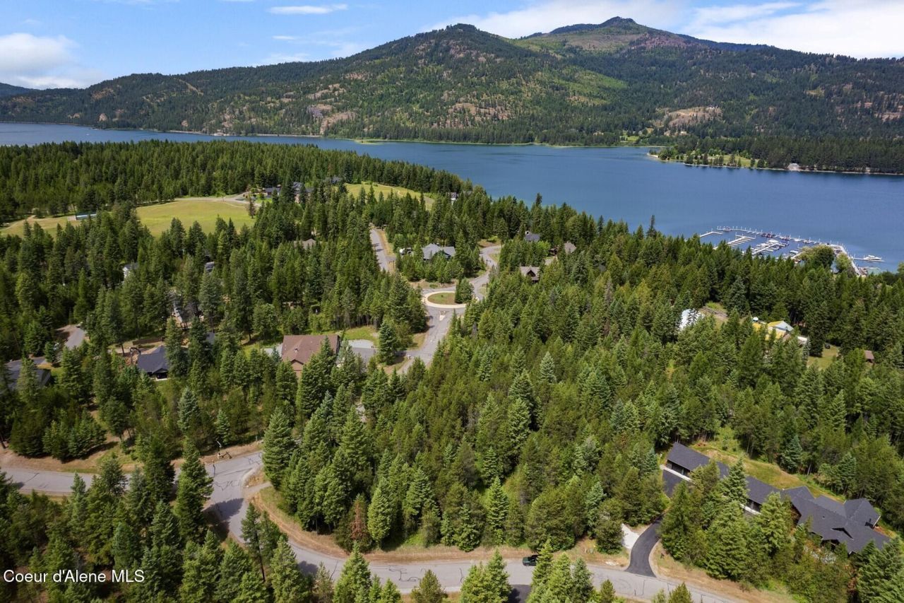 Nka Price Ave, Priest River, ID 83856 Main Photo