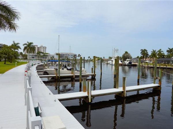18046 San Carlos BLVD, Unit 139, FORT MYERS BEACH, FL 33931