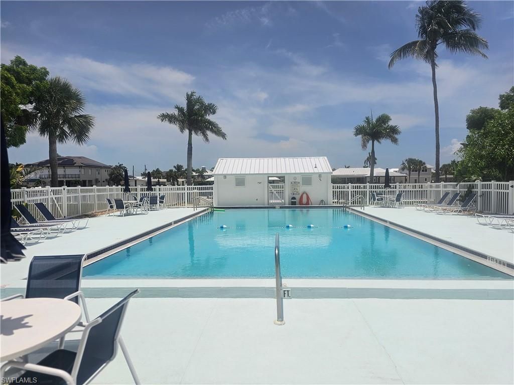 18046 San Carlos Blvd, Unit 139, Fort Myers Beach, FL 33931 Photo
