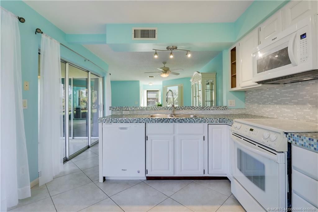 3990 SW Greenwood Way, Unit C, Palm City, FL 34990 Photo