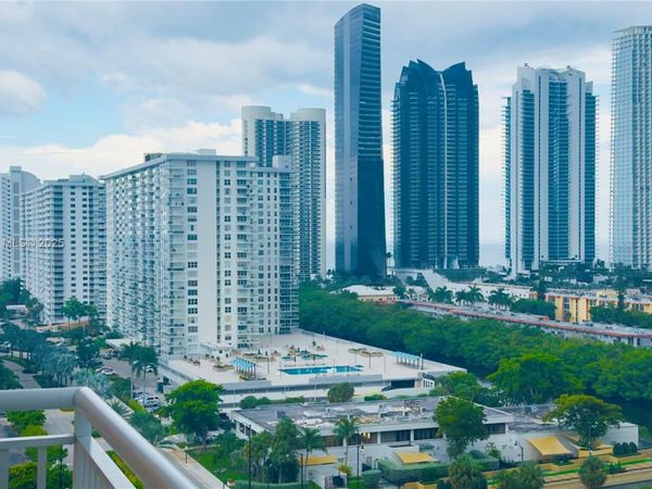 251 174th St, Unit 1505, Sunny Isles Beach, FL 33160