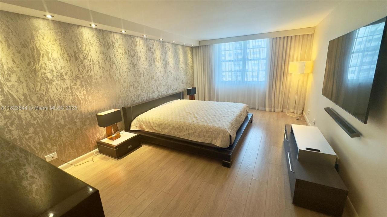 251 174th St, Unit 1505, Sunny Isles Beach, FL 33160 Photo