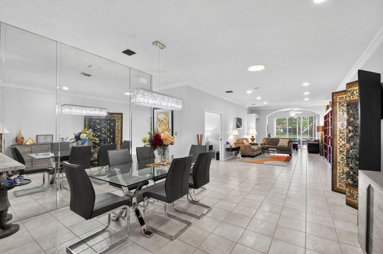 10853 Royal Caribbean Circle, Boynton Beach, FL 33437 Photo