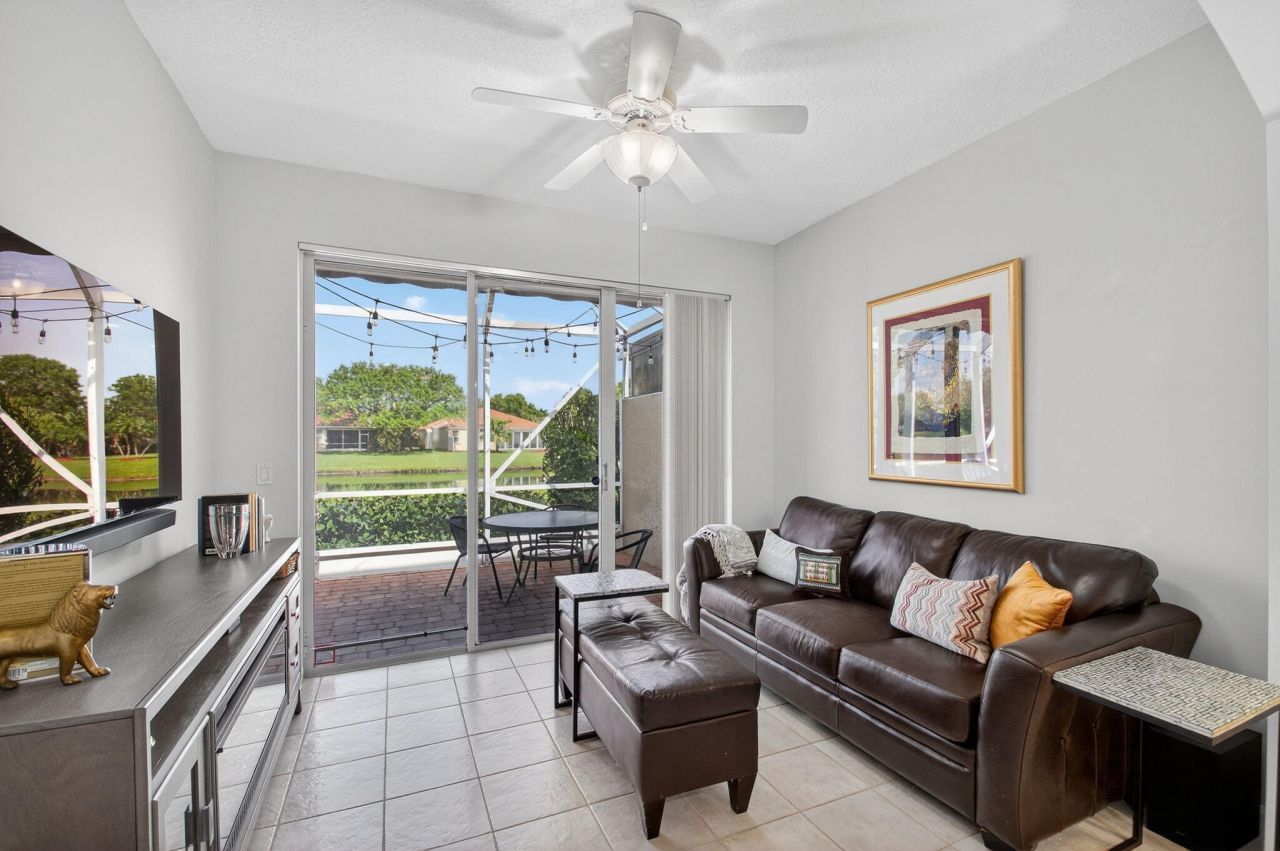 10853 Royal Caribbean Circle, Boynton Beach, FL 33437 Photo