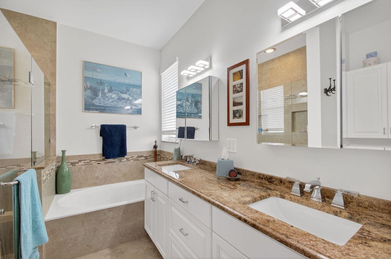 10853 Royal Caribbean Circle, Boynton Beach, FL 33437 Photo